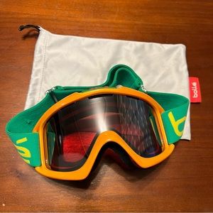 Rose tint bolle ski goggles